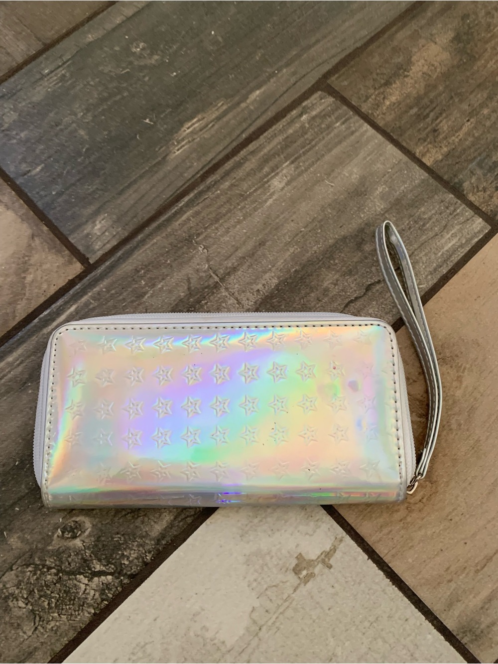 Iridescent Star-Embossed Wristlet Wallet - White